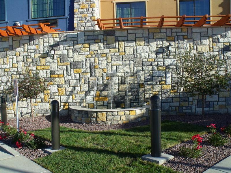 Best Western Plus Emerald Inn & Suites Garden City Extérieur photo