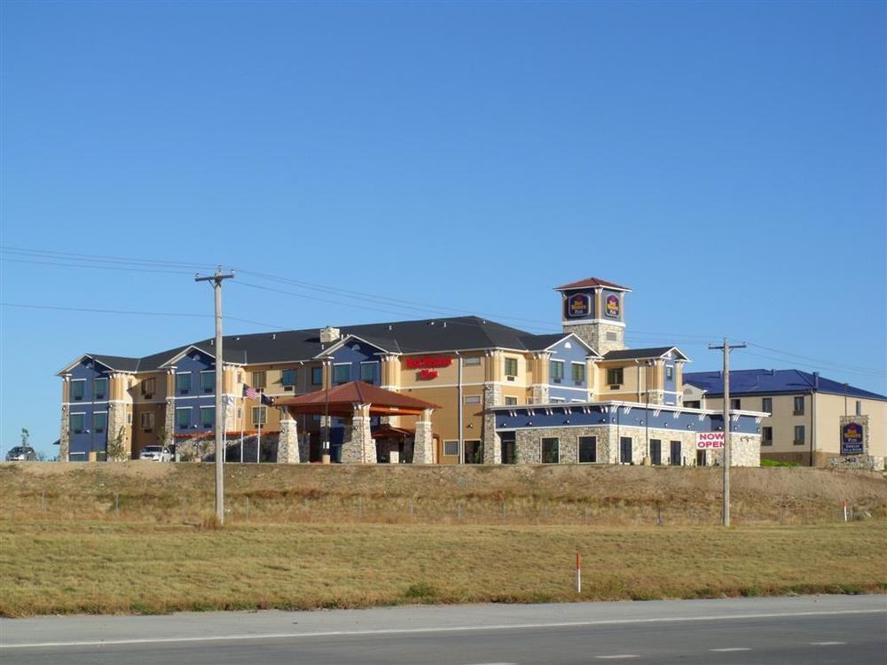 Best Western Plus Emerald Inn & Suites Garden City Extérieur photo