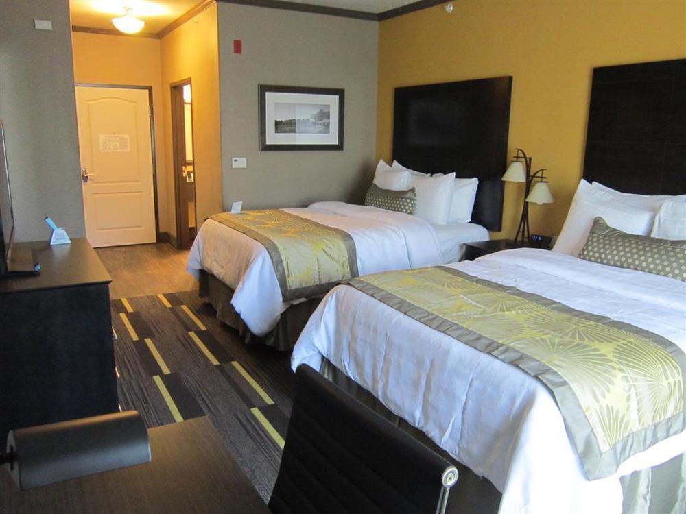 Best Western Plus Emerald Inn & Suites Garden City Chambre photo