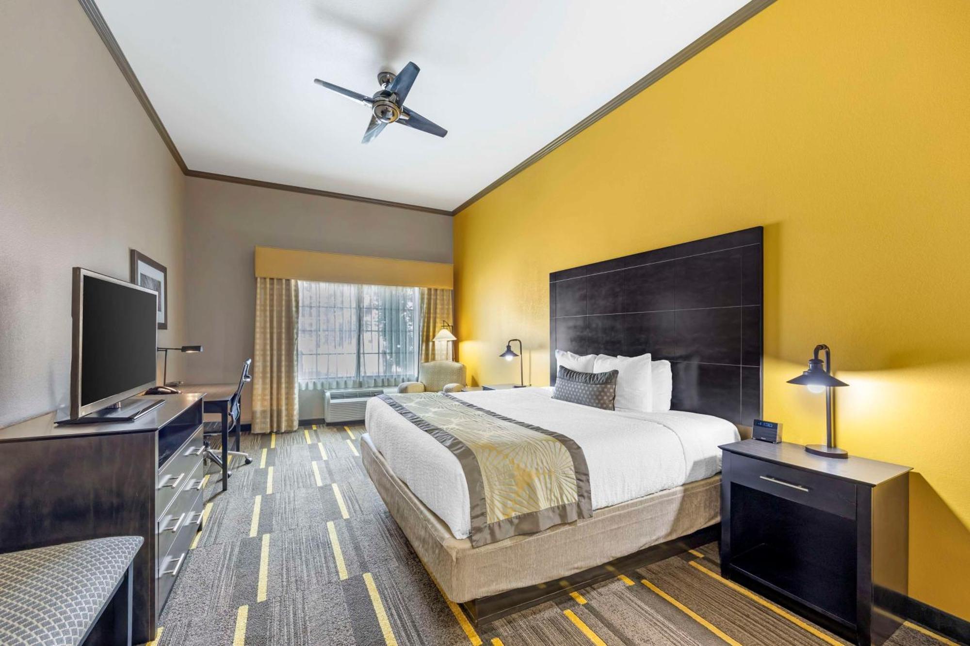 Best Western Plus Emerald Inn & Suites Garden City Extérieur photo