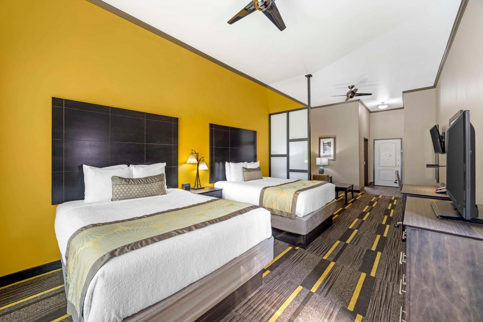 Best Western Plus Emerald Inn & Suites Garden City Extérieur photo
