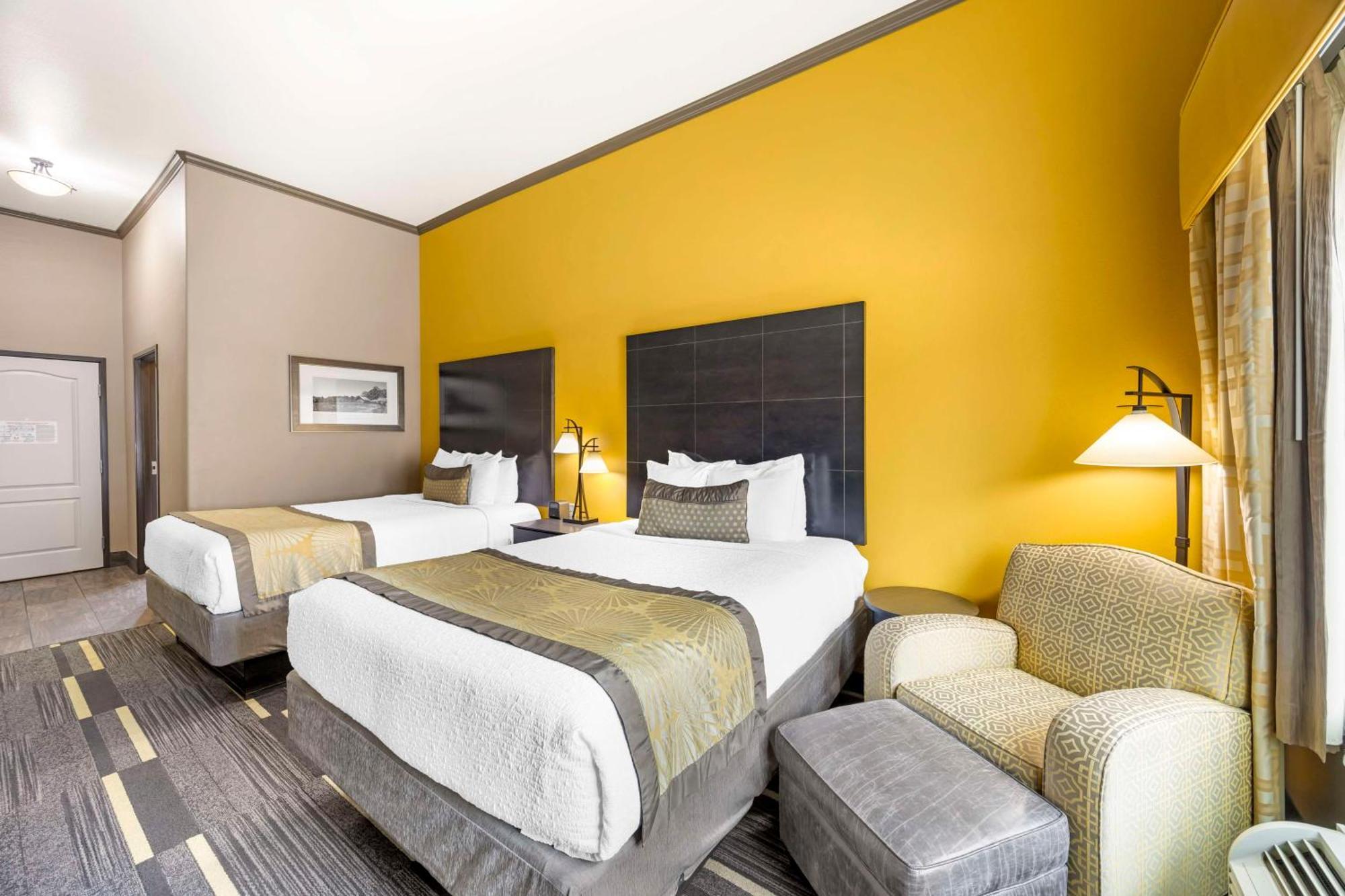 Best Western Plus Emerald Inn & Suites Garden City Extérieur photo